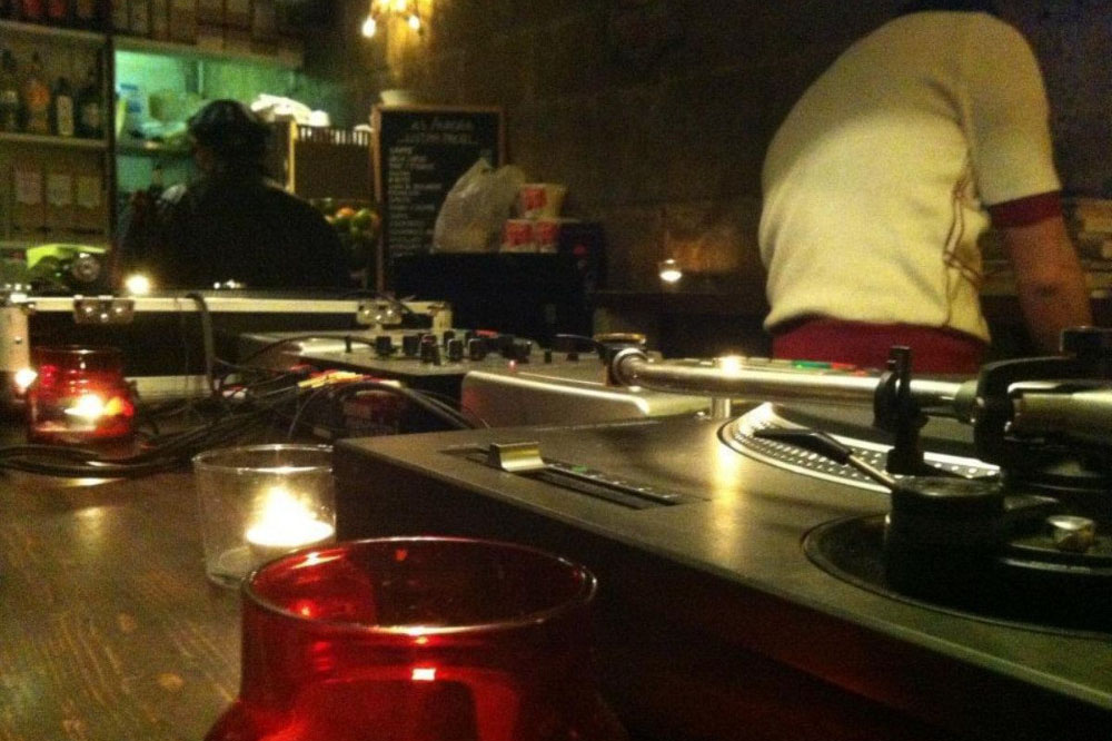 I Deejay che fanno ballare Lindy Hop in Florence, anche internazionali