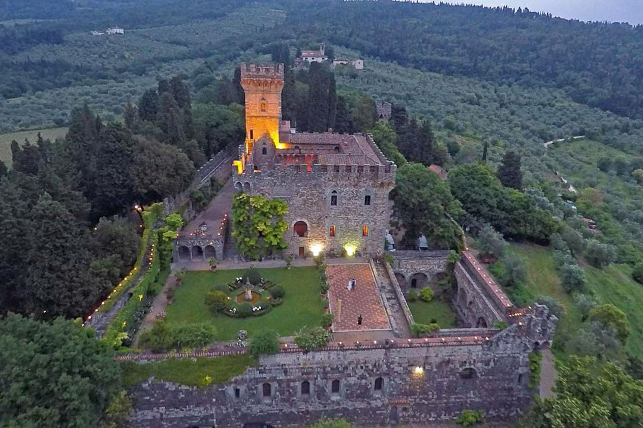 Castello di Vincigliata: location esclusiva per eventi swing